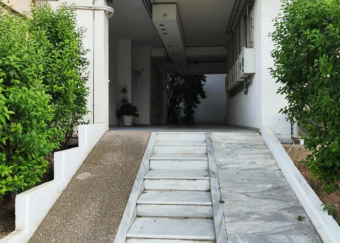 Homely Flat Near Airport