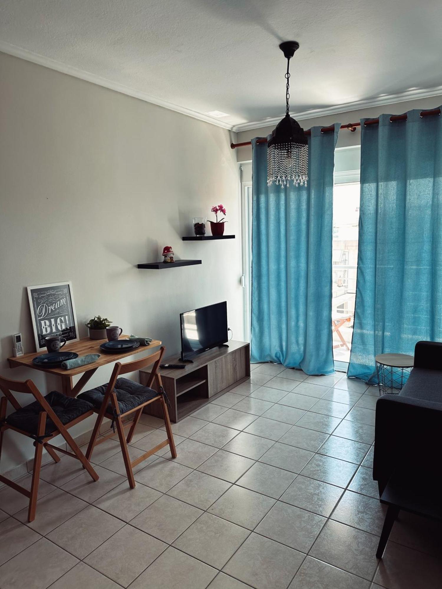 Homely Flat Near Airport Thessaloniki